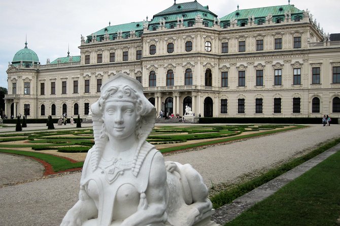 Vienna at First Glance a Private Walking Tour for First Timers - The public transport angle: you’ll come away more independent