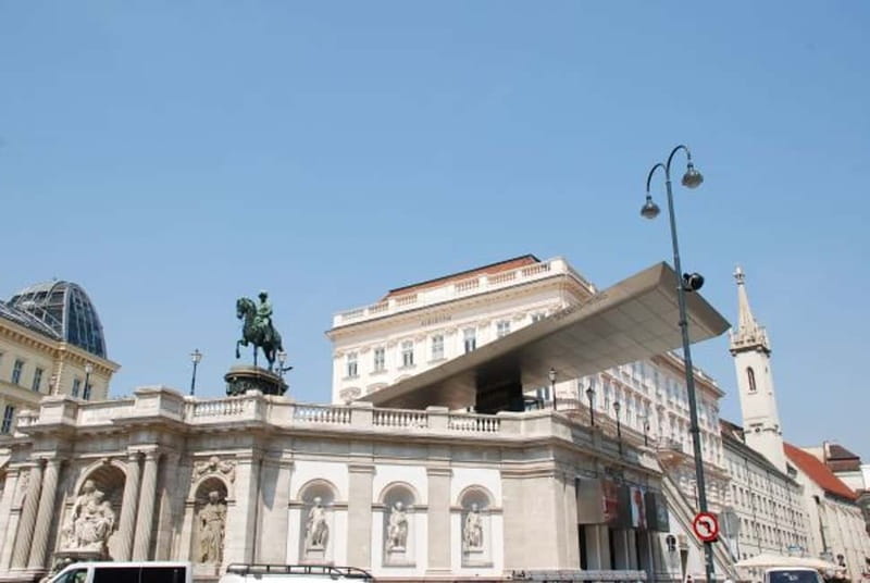 Vienna: Essential History Walking Tour - Roman Vienna clues at the Michaelerplatz excavations