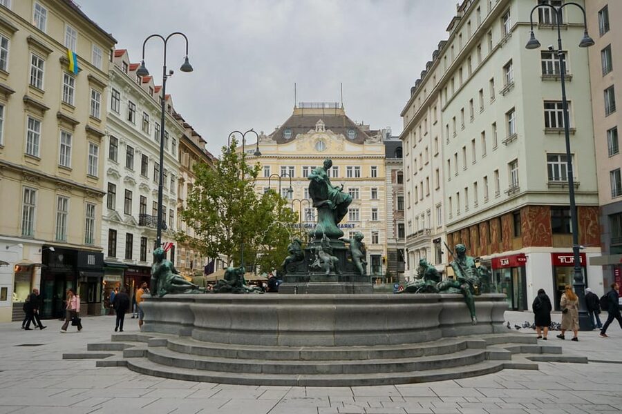 Vienna: Guided Walking Tour of City Highlights & Hidden Gems - Heldenplatz and the Spanish Riding School: Imperial Stories in the Open Air