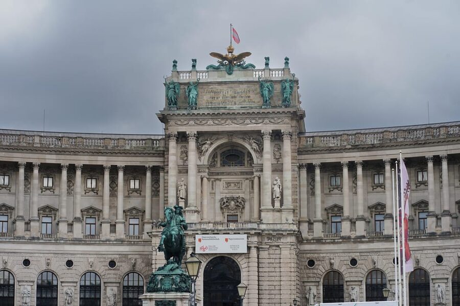 Vienna: Guided Walking Tour of City Highlights & Hidden Gems - St. Stephen’s Cathedral Finish: A Perfect Ending Point for Real Life