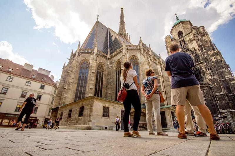Vienna: Hidden Secrets and Local Stories Walking Tour - Palais Neupauer-Breuner and Deutsches Haus: Vienna’s Old Power Places