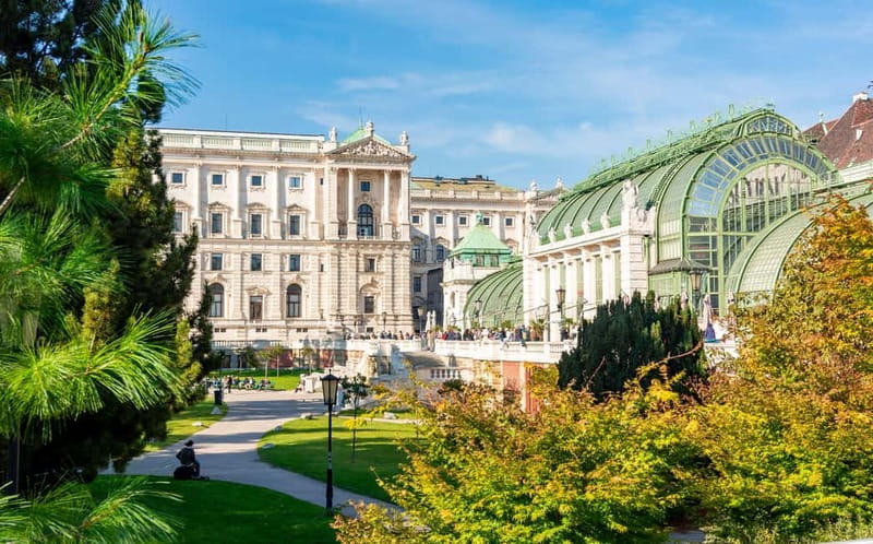 Vienna: Small Group Guided Walking Tour of City Highlights - A Small-Group Vienna Highlight Walk With Maria