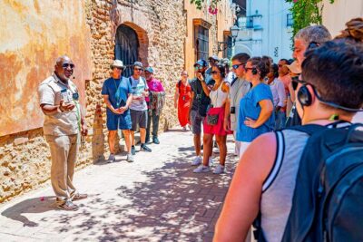 Walking Tour from Santo Domingo City - Alcázar de Colón: first fortified European palace in the Americas