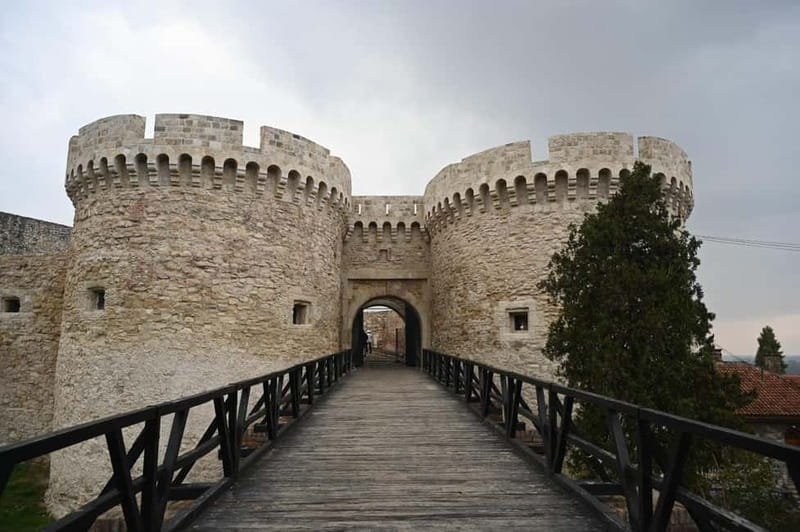 Walking Tour in Belgrade - Weather and comfort: what to wear so the walk stays fun