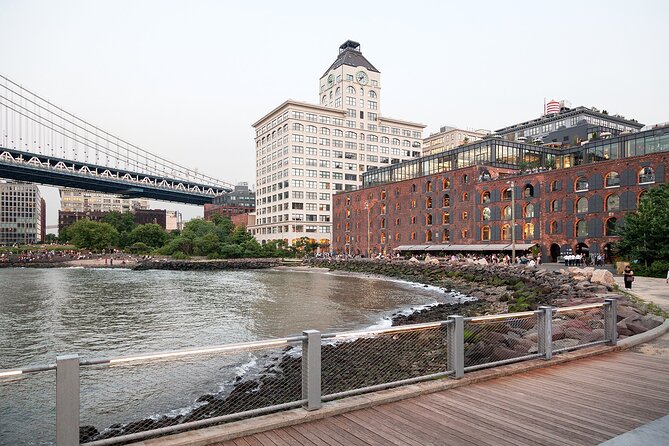 Walking tour in Manhattan Brooklyn Bridge and Waterfront - Price and logistics: is $29 a good deal?
