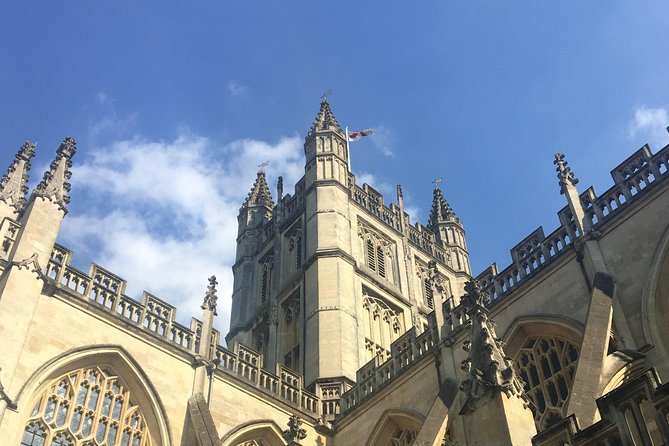 Walking Tour of Bath with Blue Badge Tourist Guide - Bath Abbey at the start: Gothic grandeur and what came before