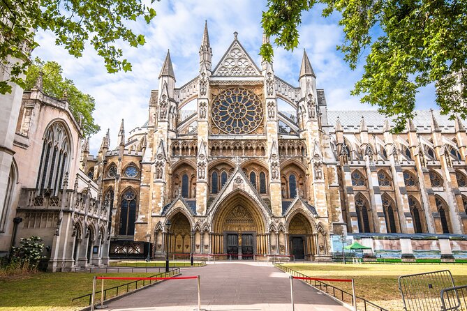 Walking Tour of London Westminster Abbey, Big Ben, Buckingham - Jermyn Street start: the walk begins with Churchill’s legacy