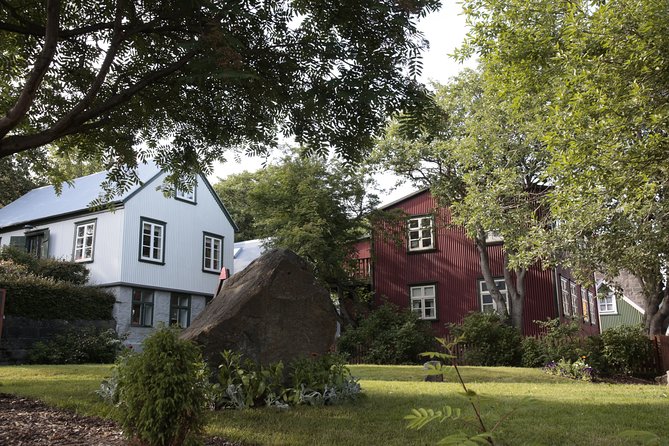 Walking tour of Reykjavik city - A small-group Reykjavík walk that makes the city click
