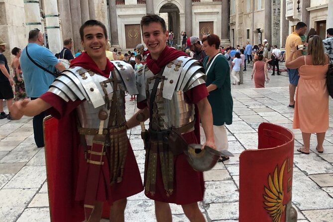Walking Tour of Split and Diocletian's Palace - Stop 2: The Vestibulum and the human side of Roman ruins