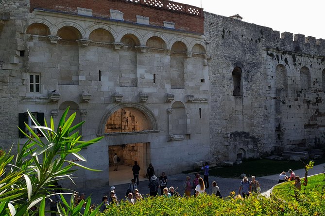 Walking Tour of Split with a 'Magister' of History - Cathedral of Saint Domnius and the Roman-to-Christian conversion