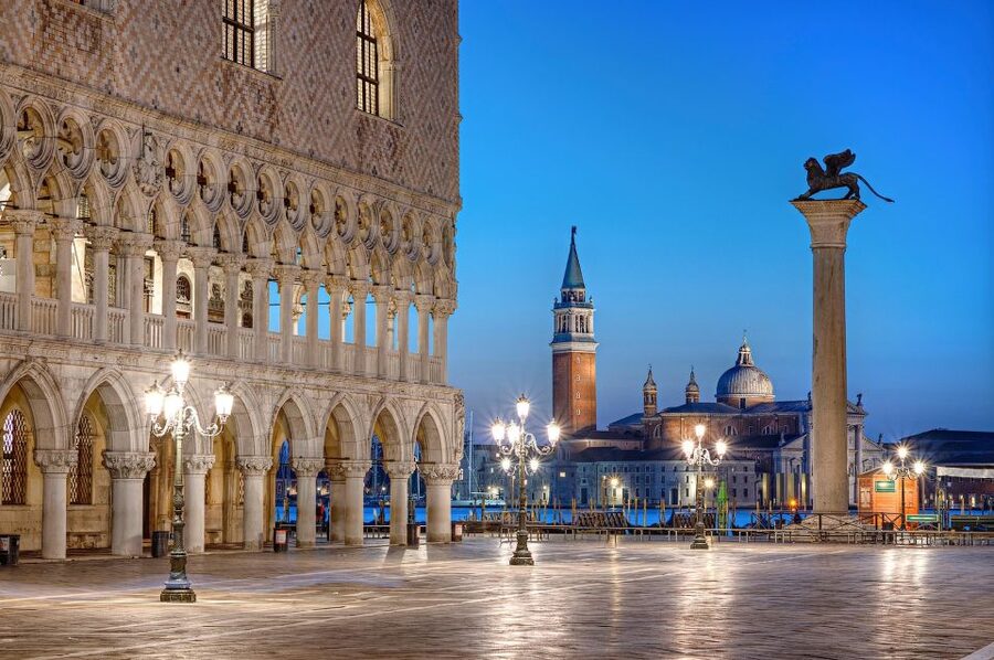 Walking Tour with optional motor boat Ride - Evening Venice on Foot, Then by Boat: The Big Idea