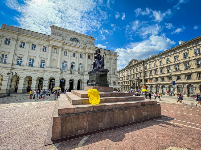 Warsaw: Old Town Highlights Walking Tour in English - Walking the Royal Route: sights that explain why Warsaw matters