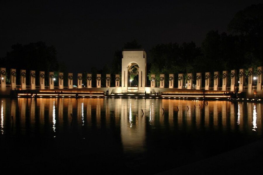Washington DC: Night Tour with 10+ Stops, Admission Tickets - 20+ additional sights rolling past: why the route matters more than the stop count