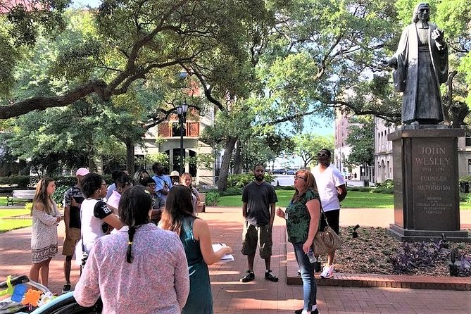Welcome to Savannah Guided Walking Tour - Entering Savannah’s Historic District on Foot, Not a Bus
