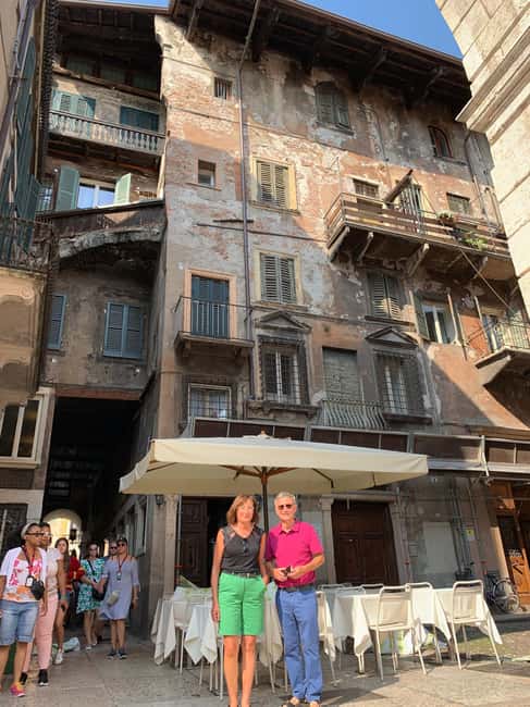 Welcome to Verona: Private Walking Tour with a Local - Why a private local walk beats following a route