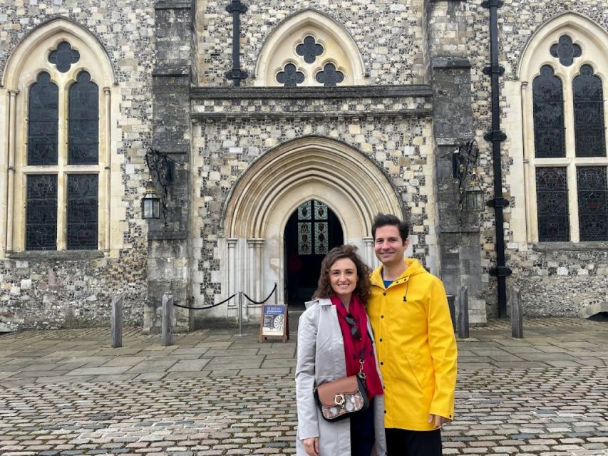 Winchester: Historic Castles and Cathedrals Walking Tour - Starting at the Westgate: Get Your Bearings Fast