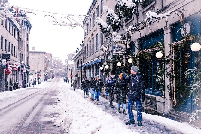 Winter Express: Old Montreal Highlights Walking Tour - Meeting at Marché Saint Laurent and Starting in the Right Place