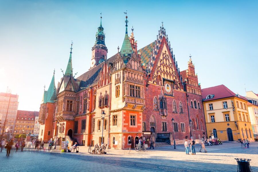 Wroclaw: Private Old Town Guided Walking Tour (2 hours) - What you’ll actually walk past (and what you shouldn’t miss)
