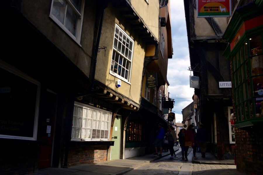 York: City Highlights Small Group Walking Tour - Yorktour’s small-group pace: easy questions, no one stuck at the back