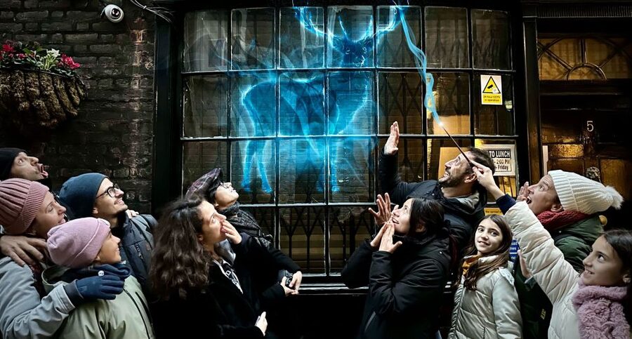 York: Harry Potter Guided Walking Tour - York City Walls: When the Quiz Breaks for a Real View