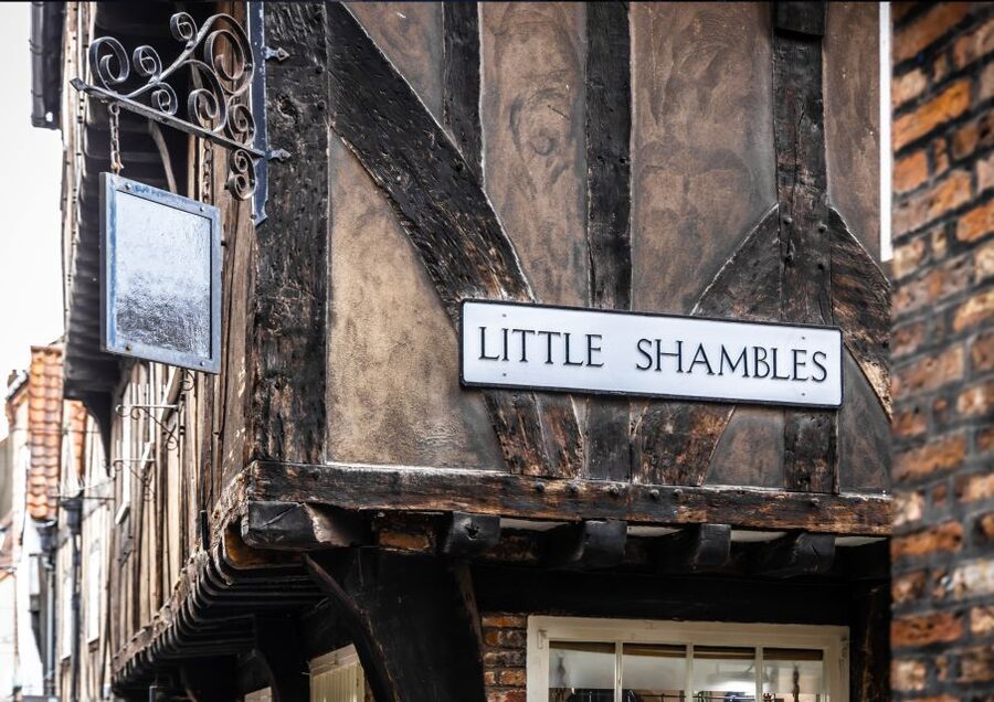 York: Witches and History Old Town Walking Tour - Key things I’d clock before you go