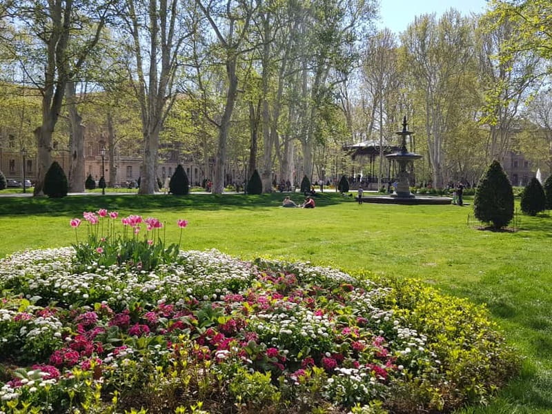 Zagreb: City and WWII Tunnels Walking Tour - WWII tunnels: the moment the tour turns memorable