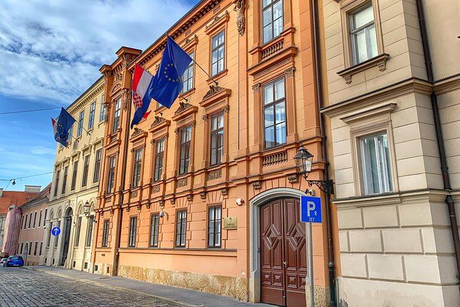 Zagreb Private Walking Tour with a local - Guides and style: why the experience lands at 5 out of 5