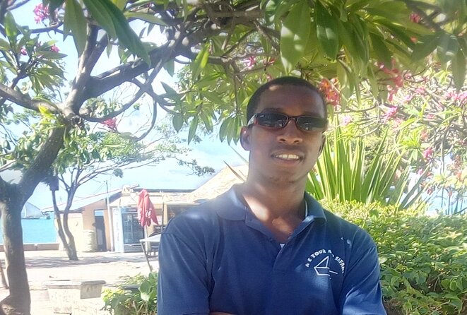Zanzibar Stone Town Walking Tour - Ngome Kongwe (Old Fort): original walls, chapel, and theatre clues