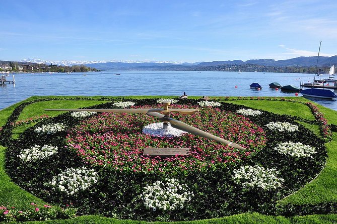 Zurich Walking Tour With Cruise and Aerial Cable Car - Felsenegg or Üetliberg: how the tour adapts to weather and cable service